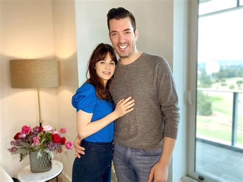 Zooey Deschanel Says Shes ‘lucky In Jonathan Scott Romance Us Weekly
