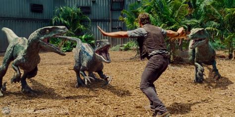 Review Jurassic World Review