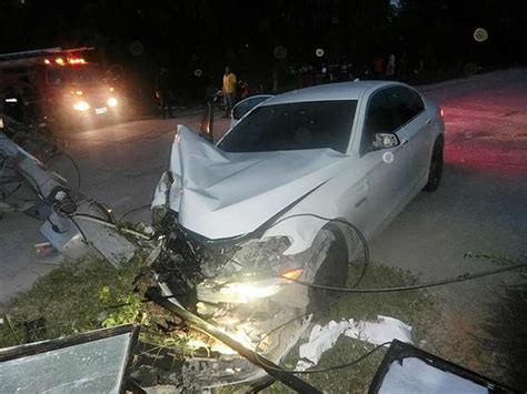 กดติดตามไลน์ ข่าวสด official account ได้ที่นี่. หนุ่มวัย 16 ซิ่งรถหรู BMW ป้ายแดง ชนเก๋งกลางสี่แยก ก่อน ...
