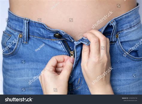 Photo De Stock Oral Sex Woman Unzipping Jeans On Shutterstock