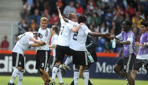 Germany reward fans with U17 success | Under-17 | UEFA.com