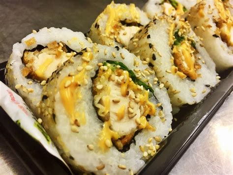 So here is how you make a keto mayonnaise at home, from scratch. Minato Sushi