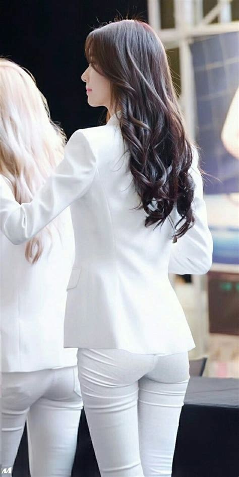 Yoona Sexy Back Appreciation Post Kpop News