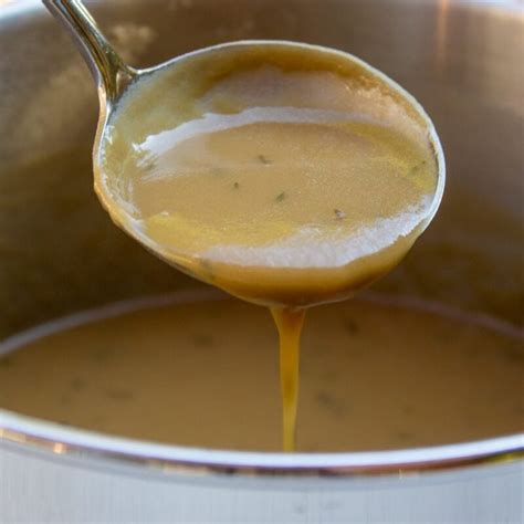 beef gravy recipe without drippings 5 minutes two kooks in the kitchen