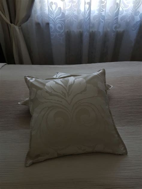 Trova una vasta selezione di tovaglia e cuscini a tovaglie a prezzi vantaggiosi su ebay. #cuscini coordinati al #copriletto su misura e alle #tende ...
