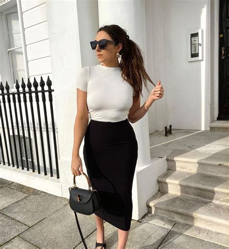 Chic Pencil Skirt Outfit Combinations