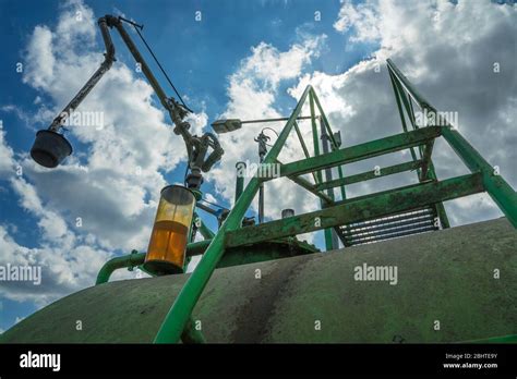 detail of an old fuel tank Stock Photo - Alamy