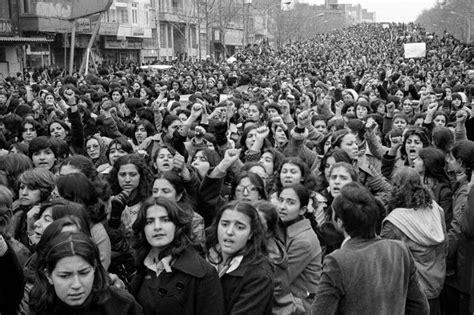 Iran Revolution Iranian Women Before And After The Islamic Revolution