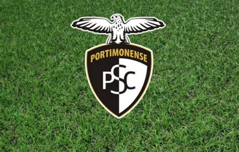 He would only appear in one match for the club before leaving in december. Portimonense perde na Trofa e continua sem pontos na II Liga