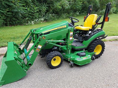 Sold 2012 John Deere 1026r Sub Compact Tractor Loader And Mower