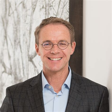 Consequently he has asked the dresdner bank supervisory board to release him from his responsibilities as chairman of the board of managing directors of dresdner bank as soon as the transfer of control is effective. Herbert Florian Keilhammer - Geschäftsführer - Retis ...