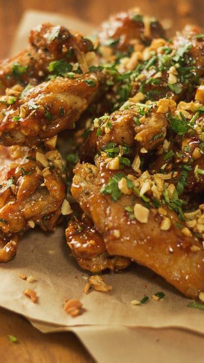 300 g daging sapi giling 100 g kapri, potong serong 100 g wortel, potong dadu 100. Sayap Ayam Pad Thai | Resep di 2020 | Sayap ayam, Memasak ...