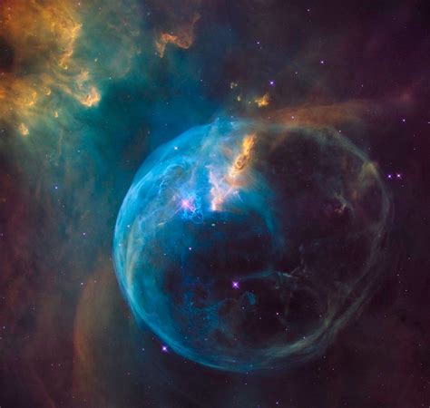 Hubble Captures Breathtaking Portrait Of Blue Bubble In Space