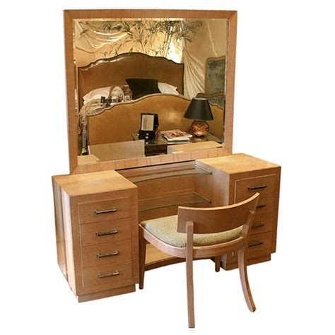 In ancient times dressing tables were designed with only simple wooden units for the queen and the princess who loved to spend hours in front of the mirror. Elegant Dressing Table to Decorate Your Room
