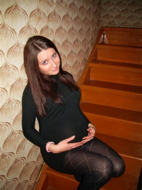 Pregnant In Pantyhose January 2014
