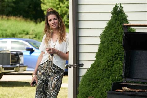 Annie Murphy Talks Final Season Of Schitts Creek Teds Goodbye And Kevin Can F Himself