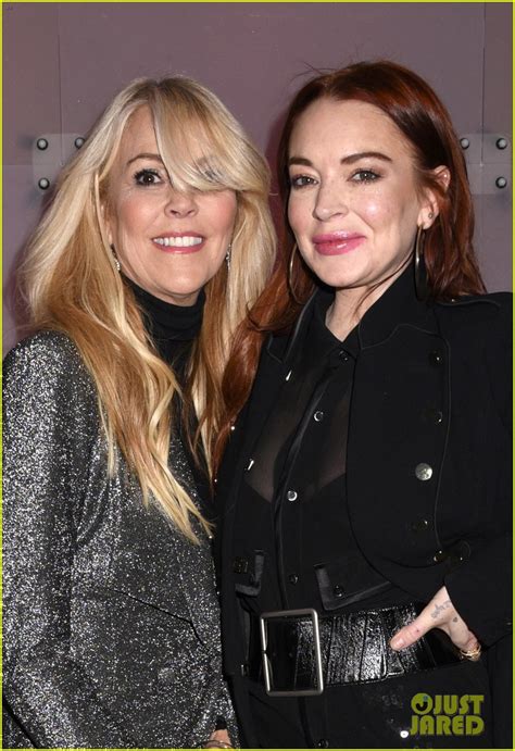 Lindsay Lohan And Robin Thicke Attend Marriott Marquis New Year S Eve Party Photo 4204221