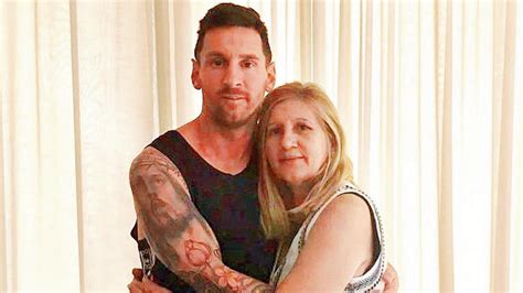 Lionel Messi Mum