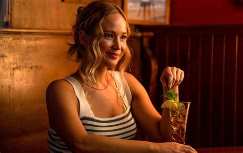 Jennifer Lawrence Says She D Be Nervous To Work With A Method Actor Do I Have To Be In