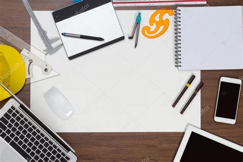 You can draw with inks and mix them with paints and markers to get wonderful effects. Fundo de mesa de escritório com conceito de idéias de ...