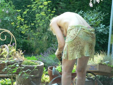 Gardening September 2016 Voyeur Web