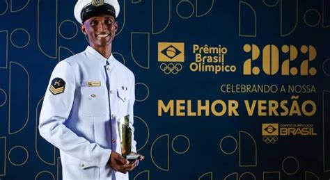 militar da marinha é eleito como melhor atleta do ano no prêmio brasil olímpico marinha do brasil