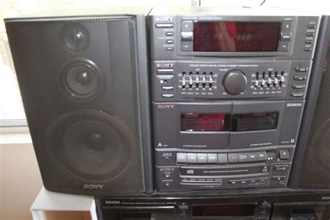 Electronics Lot Includes Sony Stereo System Denon Double Cassette Deck