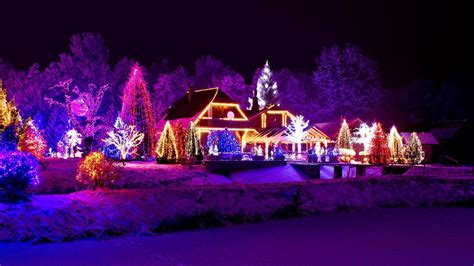 Beautiful Christmas House Night Lights Hd Wallpaper Christmas