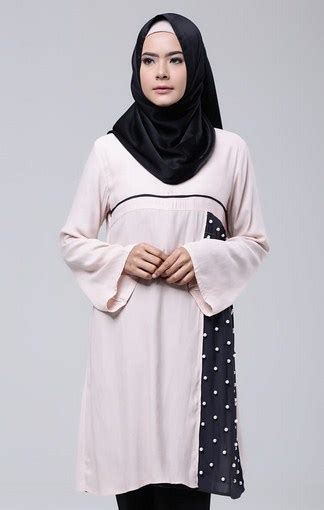inspirasi model baju muslim wanita modern terbaru dan terpopuler