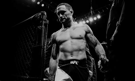 Download American Mixed Martial Artist Frankie Edgar Low Angle Shot