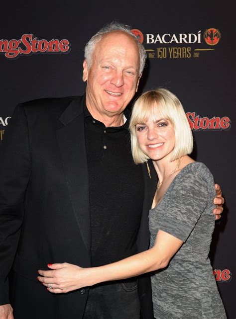 Anna Faris Celebrities With Their Dads Pictures Popsugar