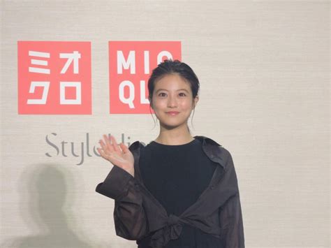 Video cannot currently be watched with this player. 今田美桜 バイヤーデビューでユニクロのロゴが自身の名前に ...