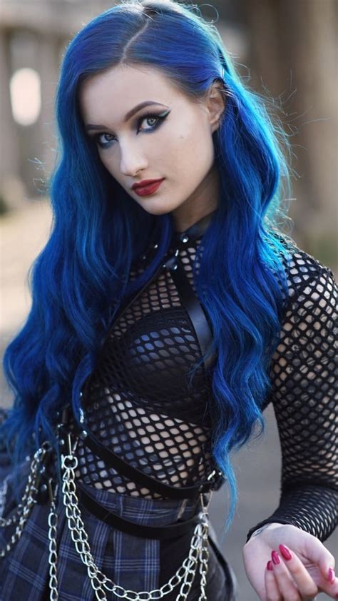 Pin By Spiro Sousanis On Blue Astrid Gothic Hairstyles Goth Beauty