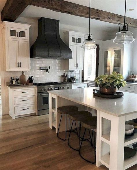 Amazing Remodeling Farmhouse Kitchen Decorations 31 Sweetyhomee