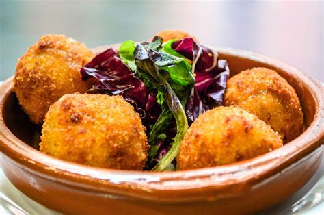 If using a gas paella burner, clean the burner assembly. Make These 10 Spanish Tapas for a Great Party in 2020 ...