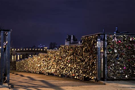 Paris Lovers Bridge Photograph By Radoslav Nedelchev Pixels