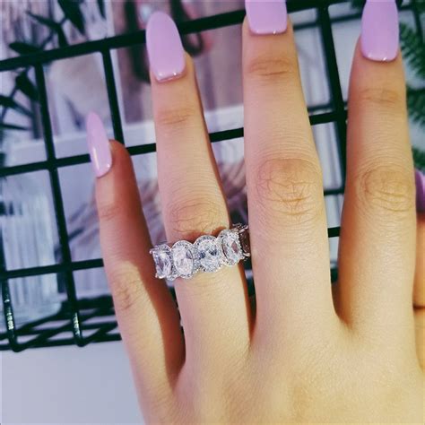 Kylie Jenner Signature Eternity Band Ring In Couture Oval Bijouterie