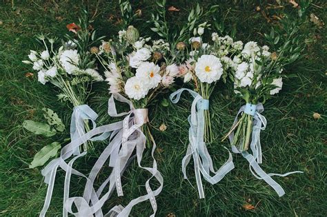 Wedding blossoms are one of the most stand apart components to your exceptional day, giving style, scent or even an enjoyment fly of shading. Love Is In The Air | 2020 Wedding Flower Trends | Studley ...