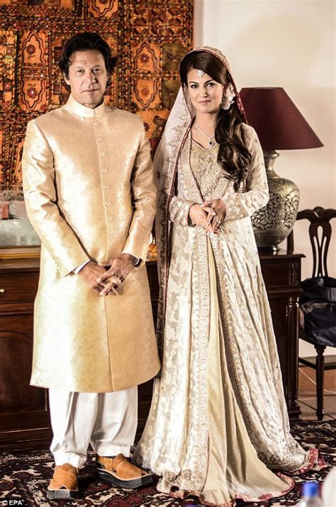 Imran Khan Marries Tv Weathergirl Reham In Pakistan For Dowry Of 82000