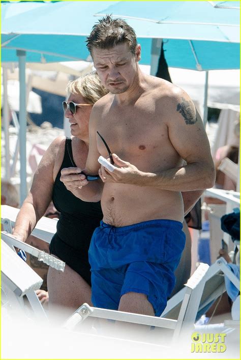 Jeremy Renner Goes Shirtless In Italy Suffers Injured Finger Photo