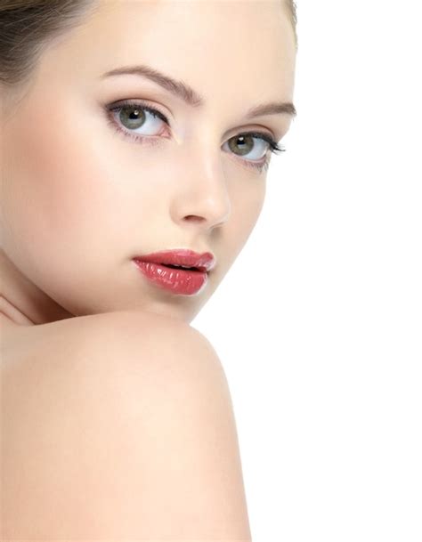 Free Photo Face Of Young Beautiful Woman With Clean Skin And Bright