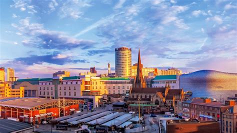 Birmingham is a city and metropolitan borough in the west midlands, england. City guide: Birmingham, England | Escapism Magazine