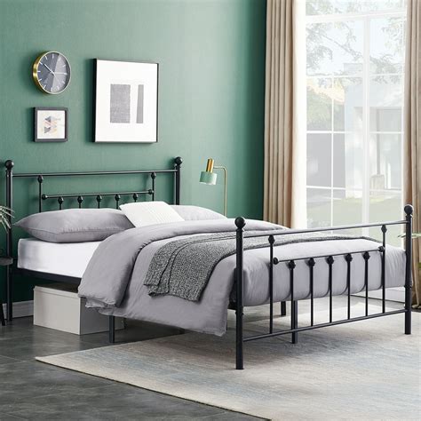 Vecelo Antique Bed Framemetal Platform Bed With Victorian Style