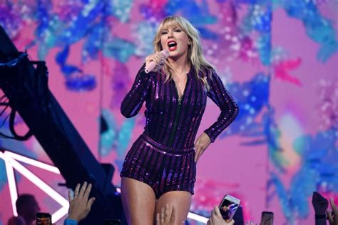 A Taylor Swift Club Night Is Coming To Nottingham And Its Been