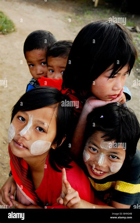 Karen Kids At Umpium Refugee Camp Thai Burmese Border Tak Northern
