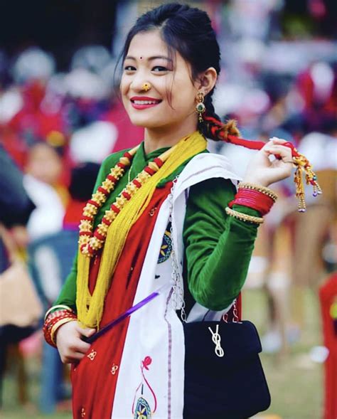 pin de sooraj kdka em nepal traditional dress
