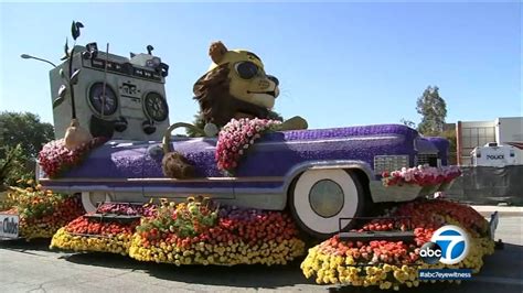 Rose Parade Floats On Display In Pasadena For Public Abc7 Los Angeles