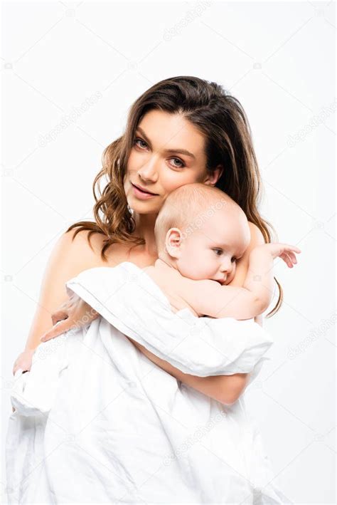 Retrato De Atractiva Madre Desnuda Abrazando Beb Ni O Aislado En