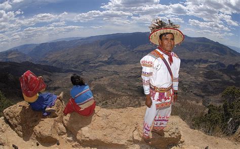 Huicholes Conoce Más Sobre Esta Etnia Y Su Arte México Desconocido