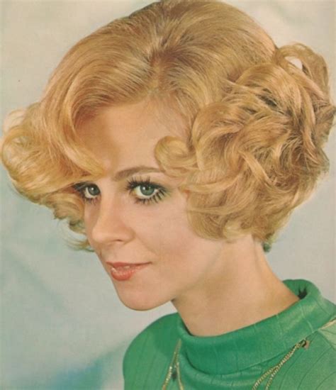 pin by david connelly on belles coiffures hair movie vintage